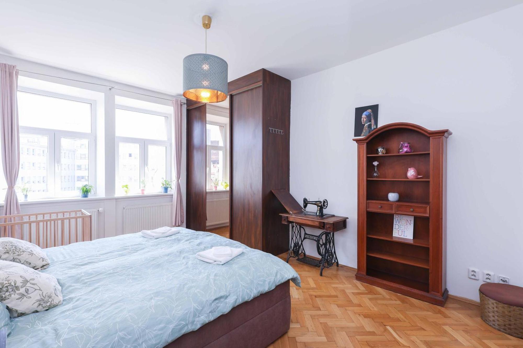 Cozy & Spacious Family Stay Near Train Station Bratislava Exterior foto
